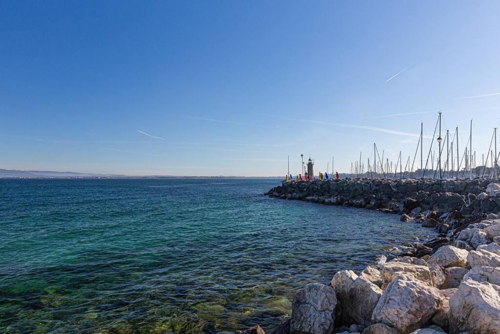 דסנזאנו דל גארדה Garda Lake View Apartment מראה חיצוני תמונה