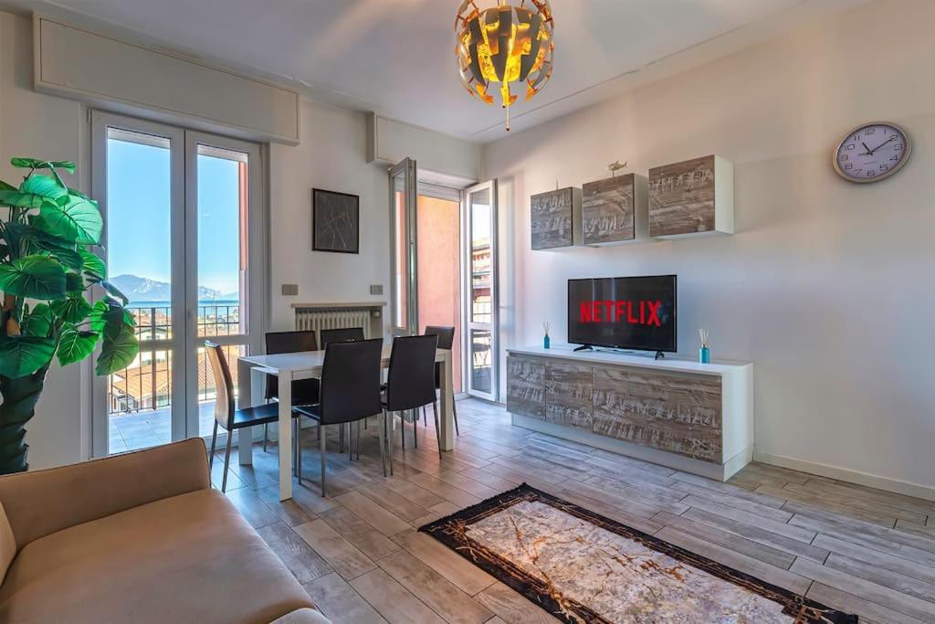 דסנזאנו דל גארדה Garda Lake View Apartment מראה חיצוני תמונה